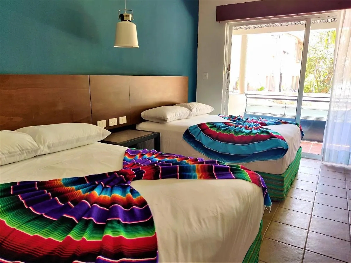 Hotel Mariachi By Kavia 5Th Av Playa del Carmen 4*,