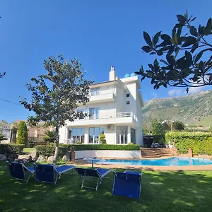vila-elida.albaniahotels.org/